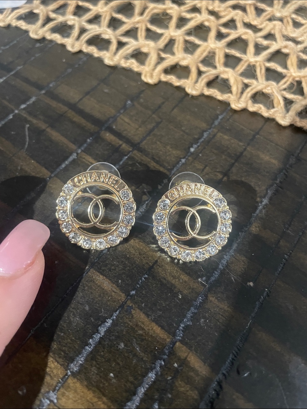 Chanel gold diamond earrings - Picture 1 of 1
